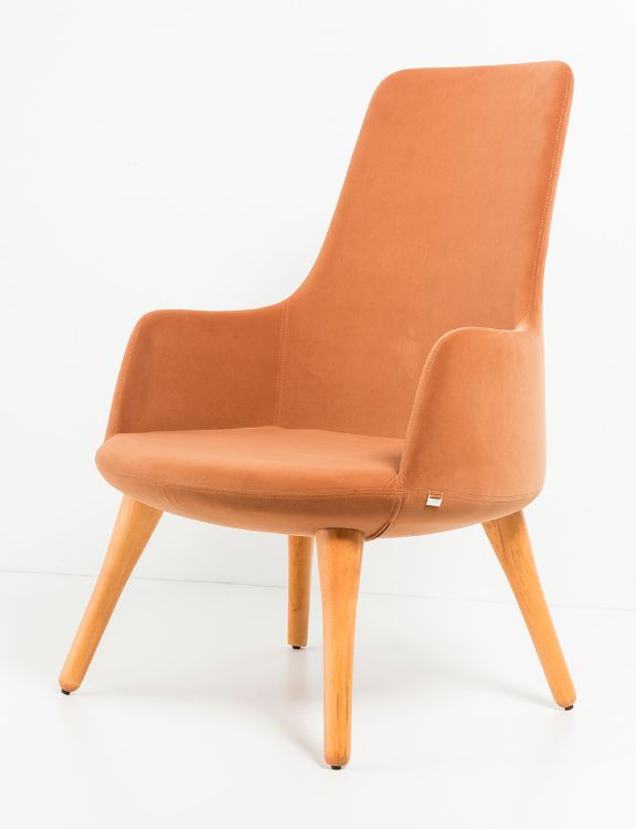 CASE HIGH BACK resmi