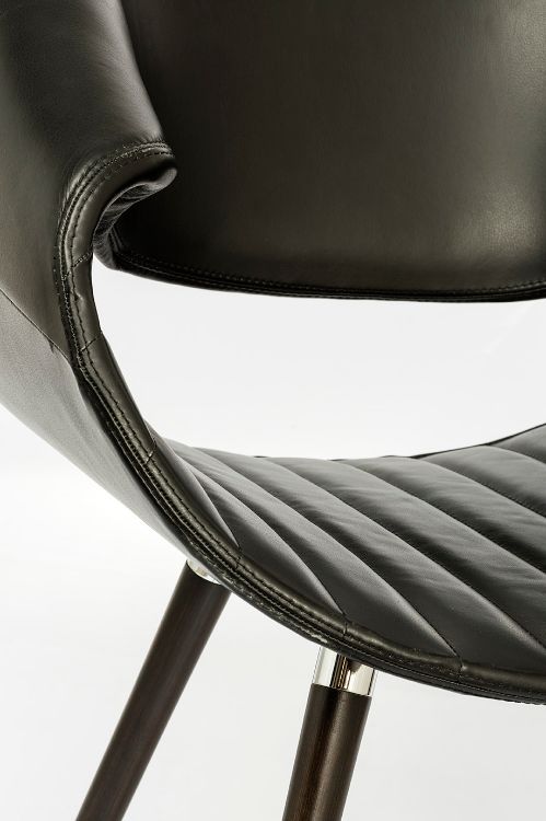 FREE ARM CHAIR resmi